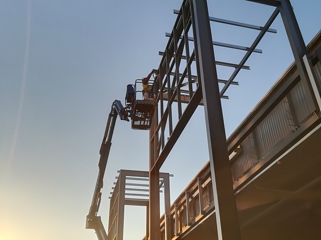 B&M Cherry Picker Shot 2.jpg