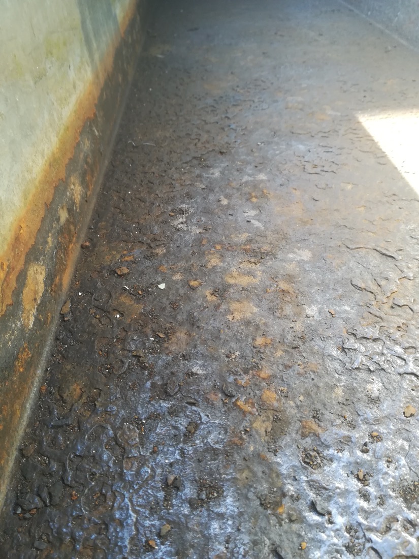 Pre-Seal Gutter Close-Up 2.jpg