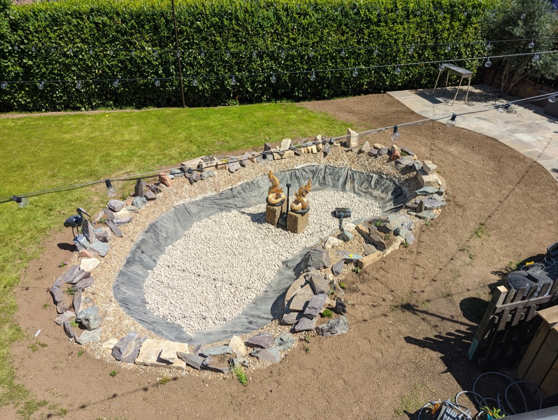 Naka Thai Pond Dry.jpg