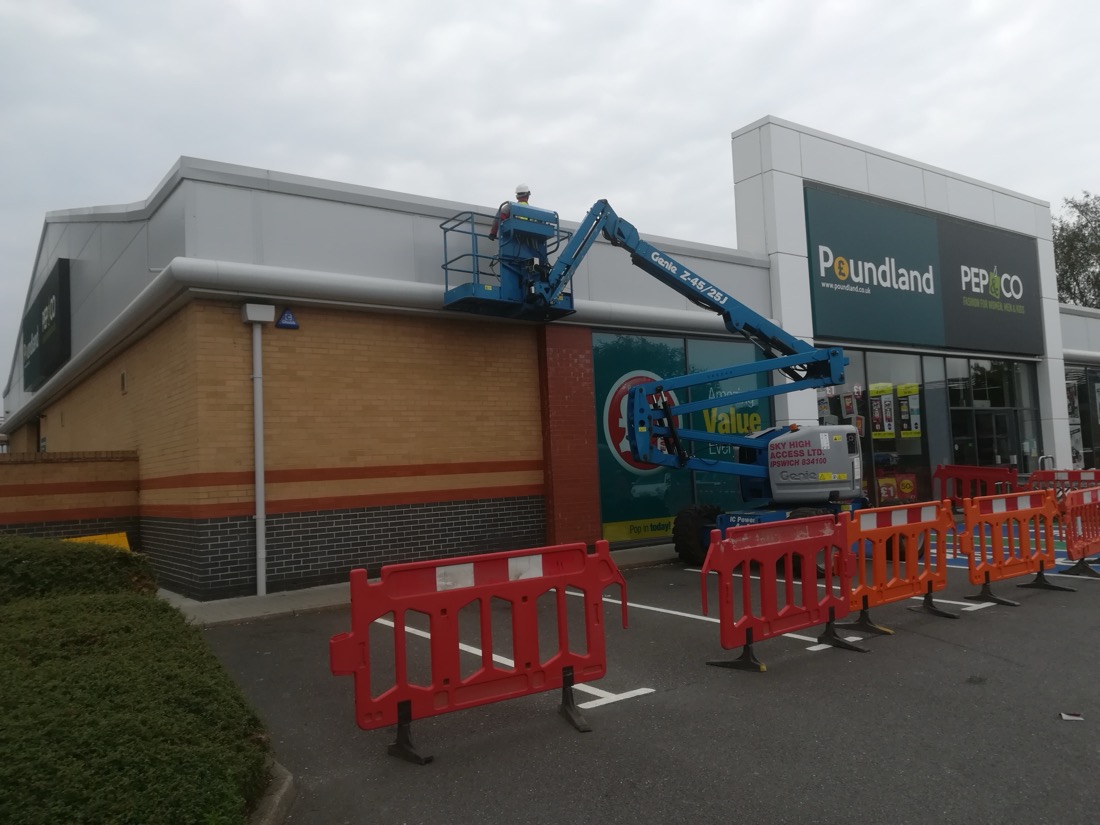 Cherry Picker Painting Poundland Ipswich.jpg