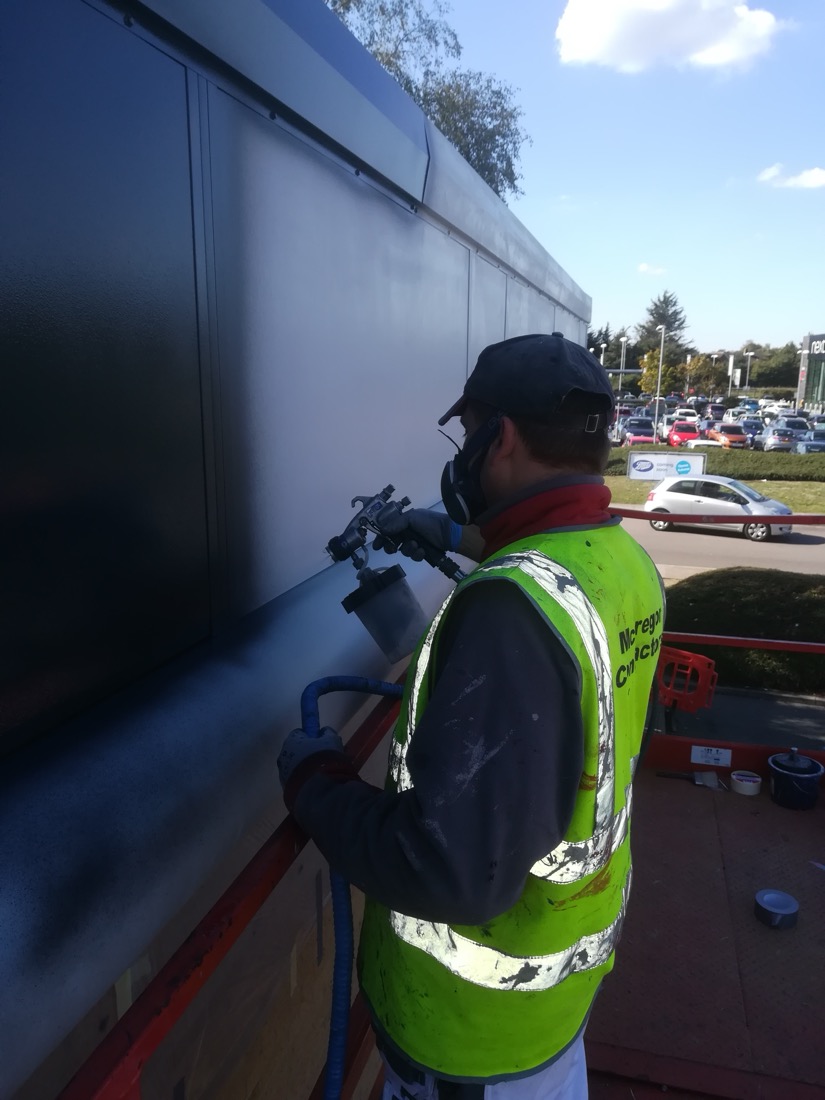 Spray Painting Poundland Ipswich 2.jpg